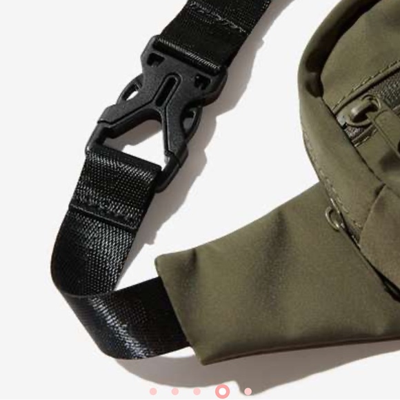 OBÉ
Waistpack - Picture 4 of 6